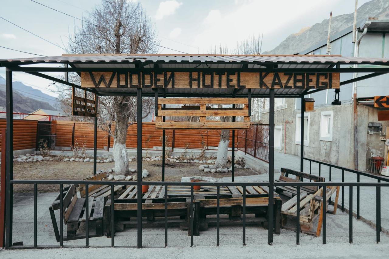 Wooden Hotel Kazbegi Exterior foto